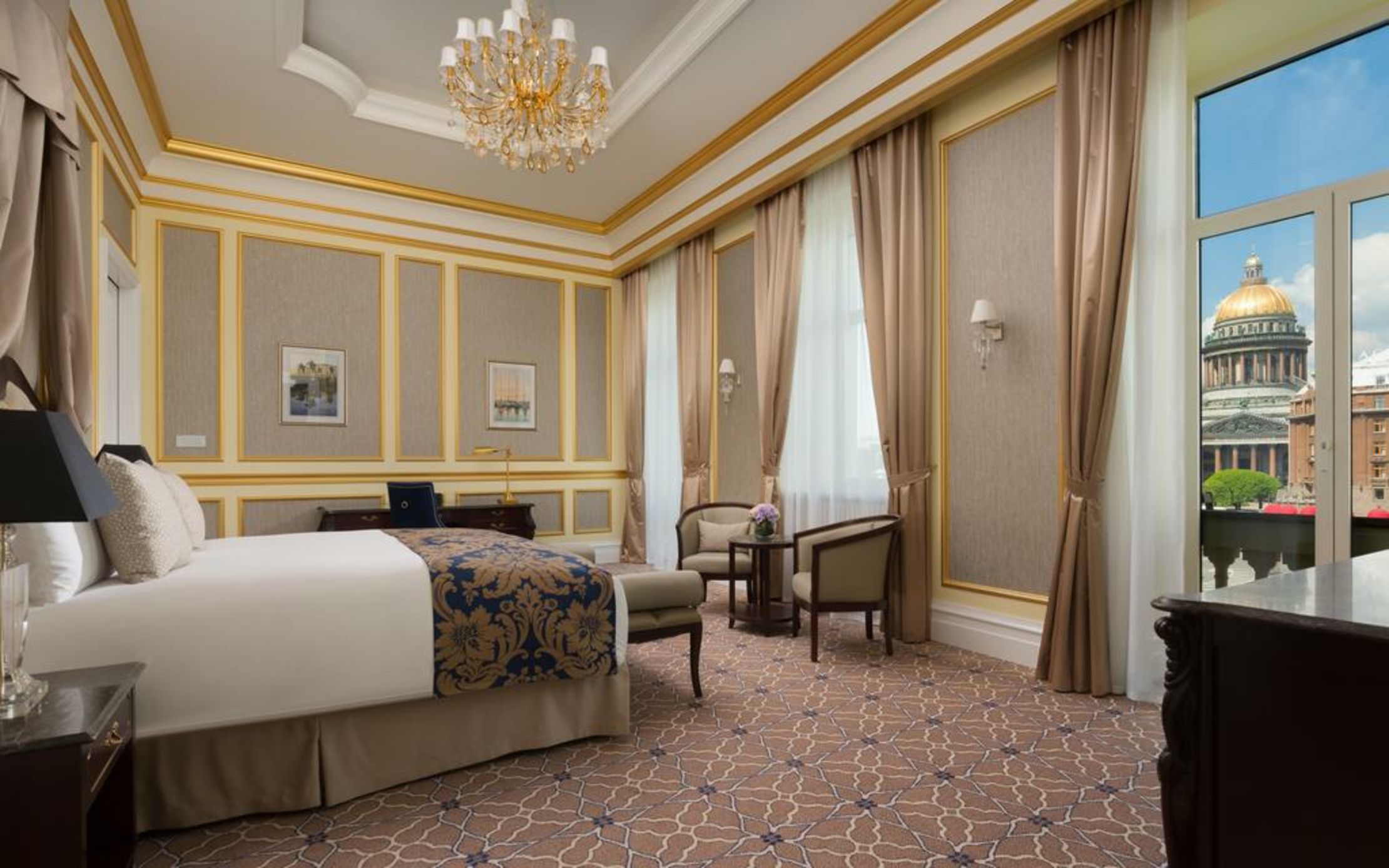 Lotte Hotel St. Petersburg