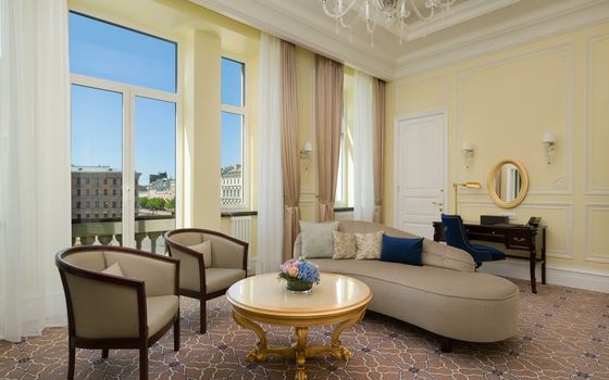 Lotte Hotel St. Petersburg
