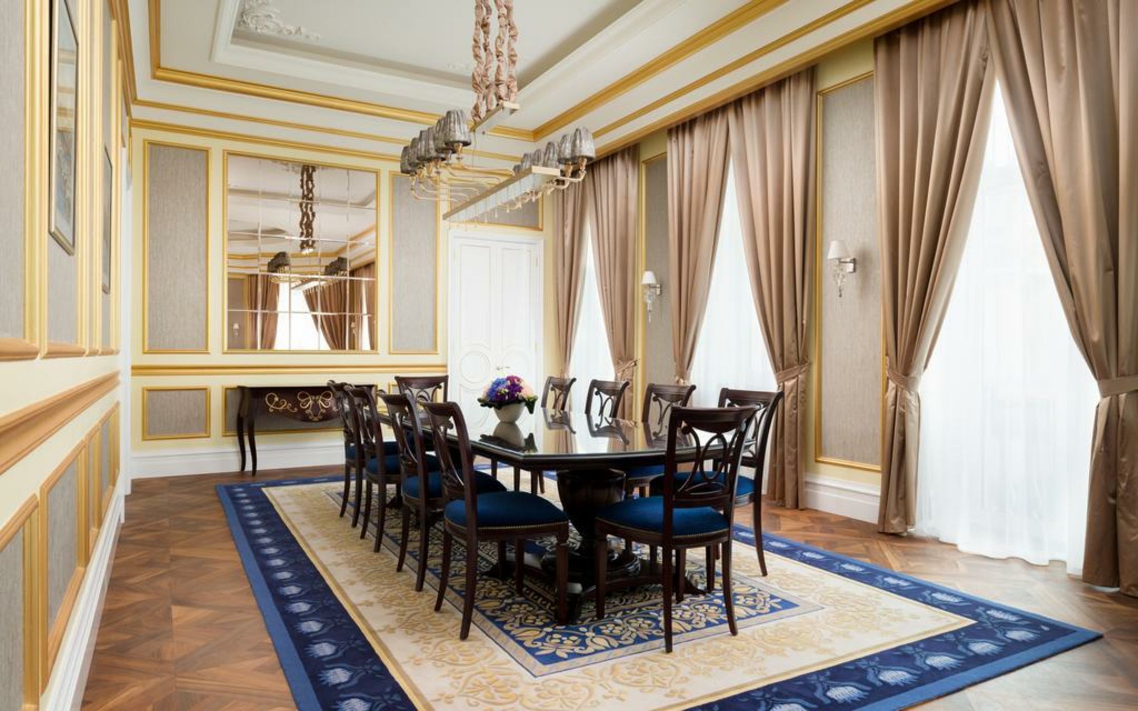 Lotte Hotel St. Petersburg