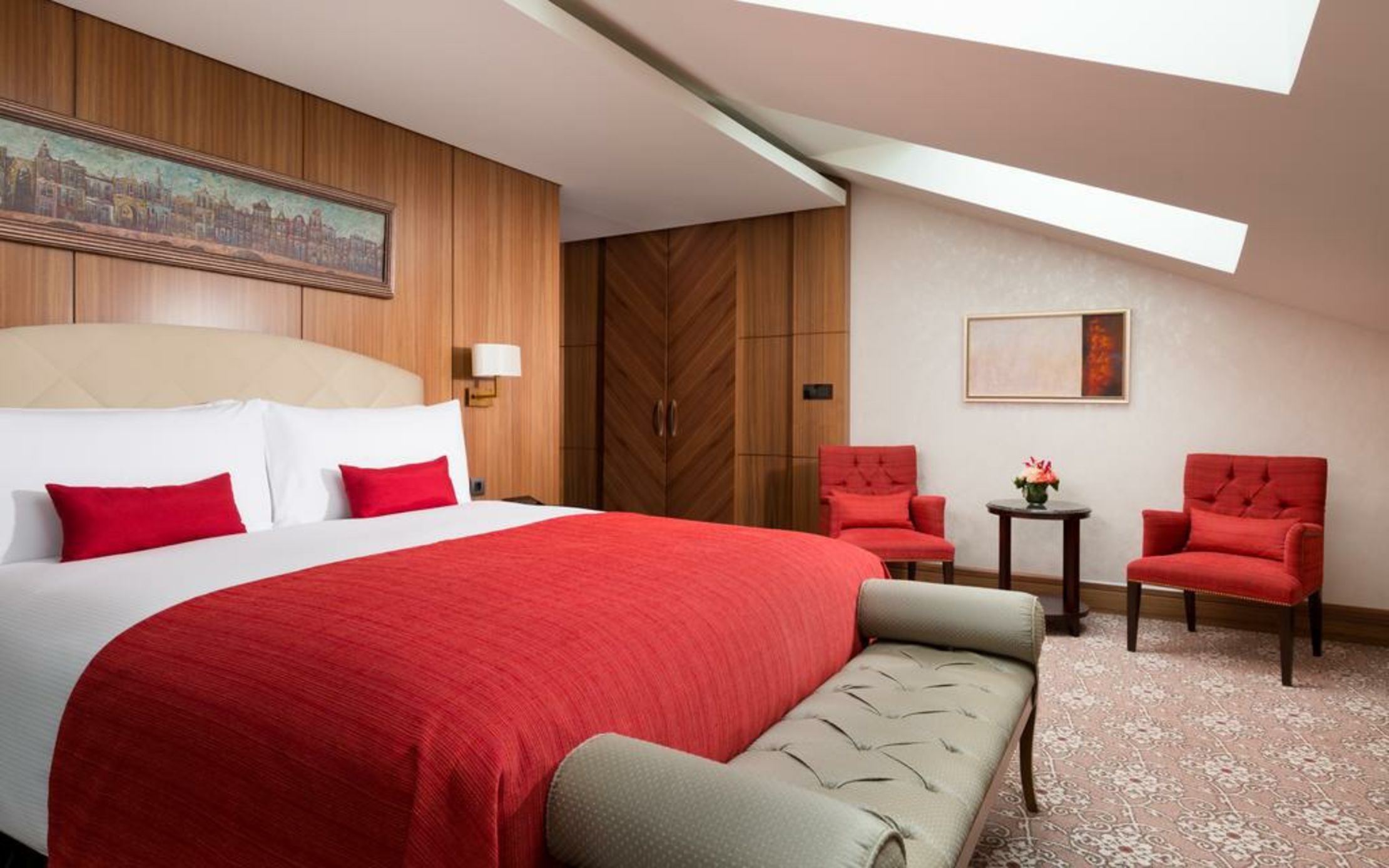 Lotte Hotel St. Petersburg