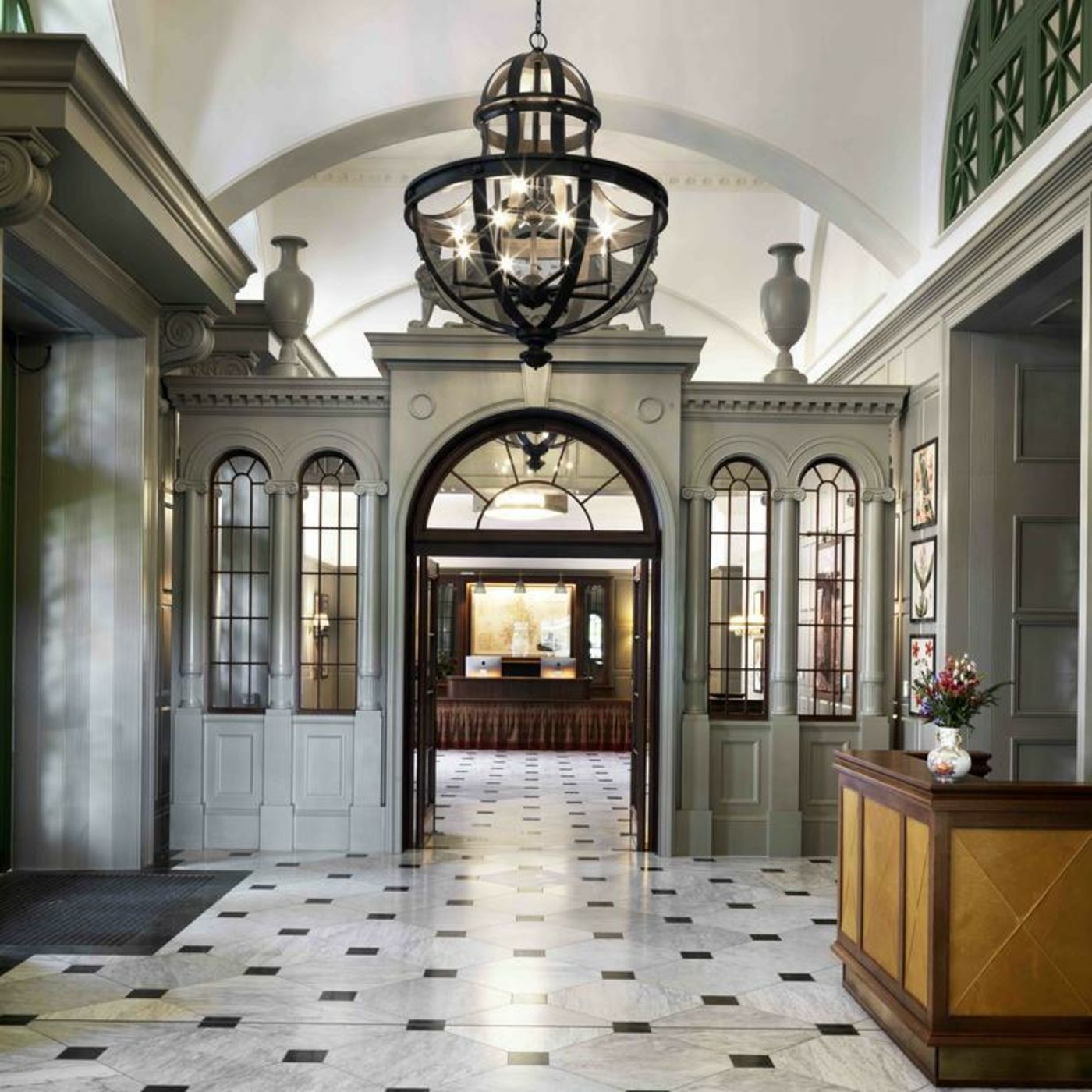 University Arms, Autograph Collection