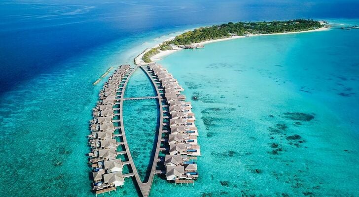 Fairmont Maldives, Sirru Fen Fushi