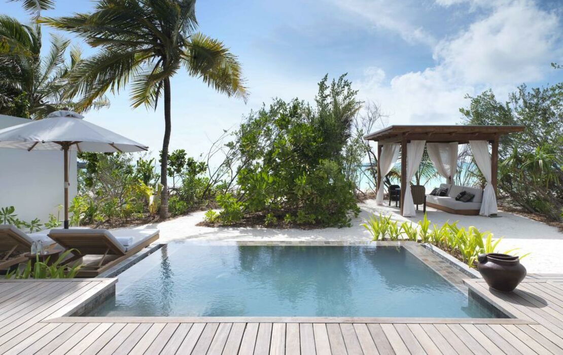 Fairmont Maldives, Sirru Fen Fushi