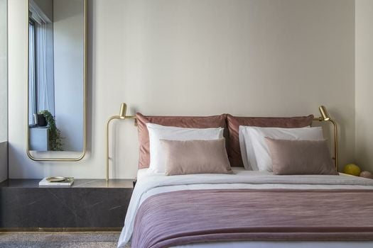 Perianth Hotel