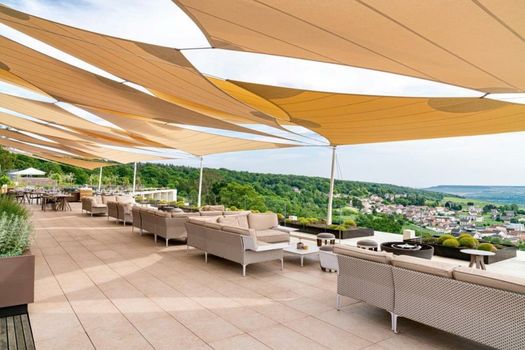 Royal Champagne Hotel & Spa