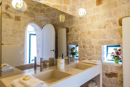 Borgo Canonica