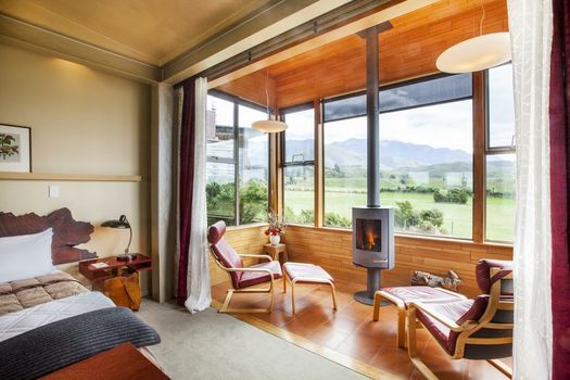 Hapuku Lodge & Tree Houses