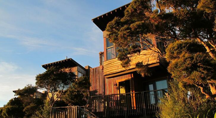 Hapuku Lodge & Tree Houses