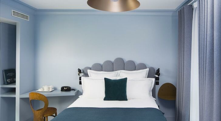 Celeste Hotel Paris Batignolles