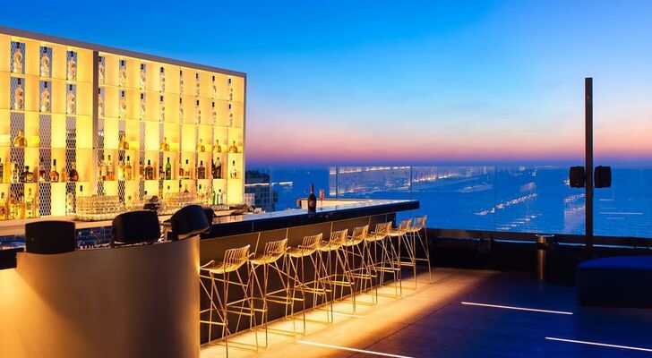 Lighthouse By Brown Hotels