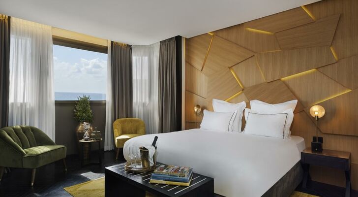 Lighthouse By Brown Hotels