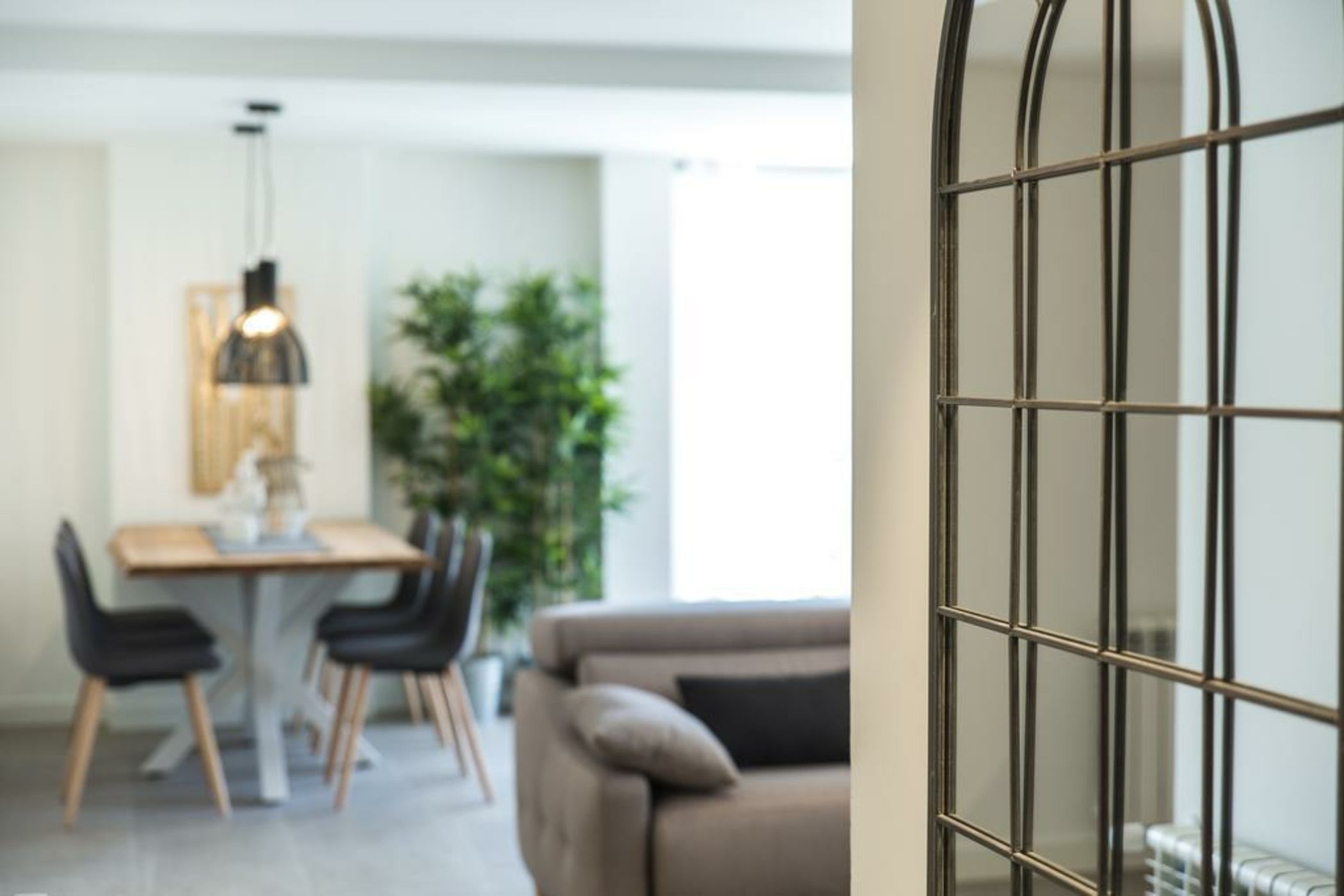 The Lucky Flats - Luceros