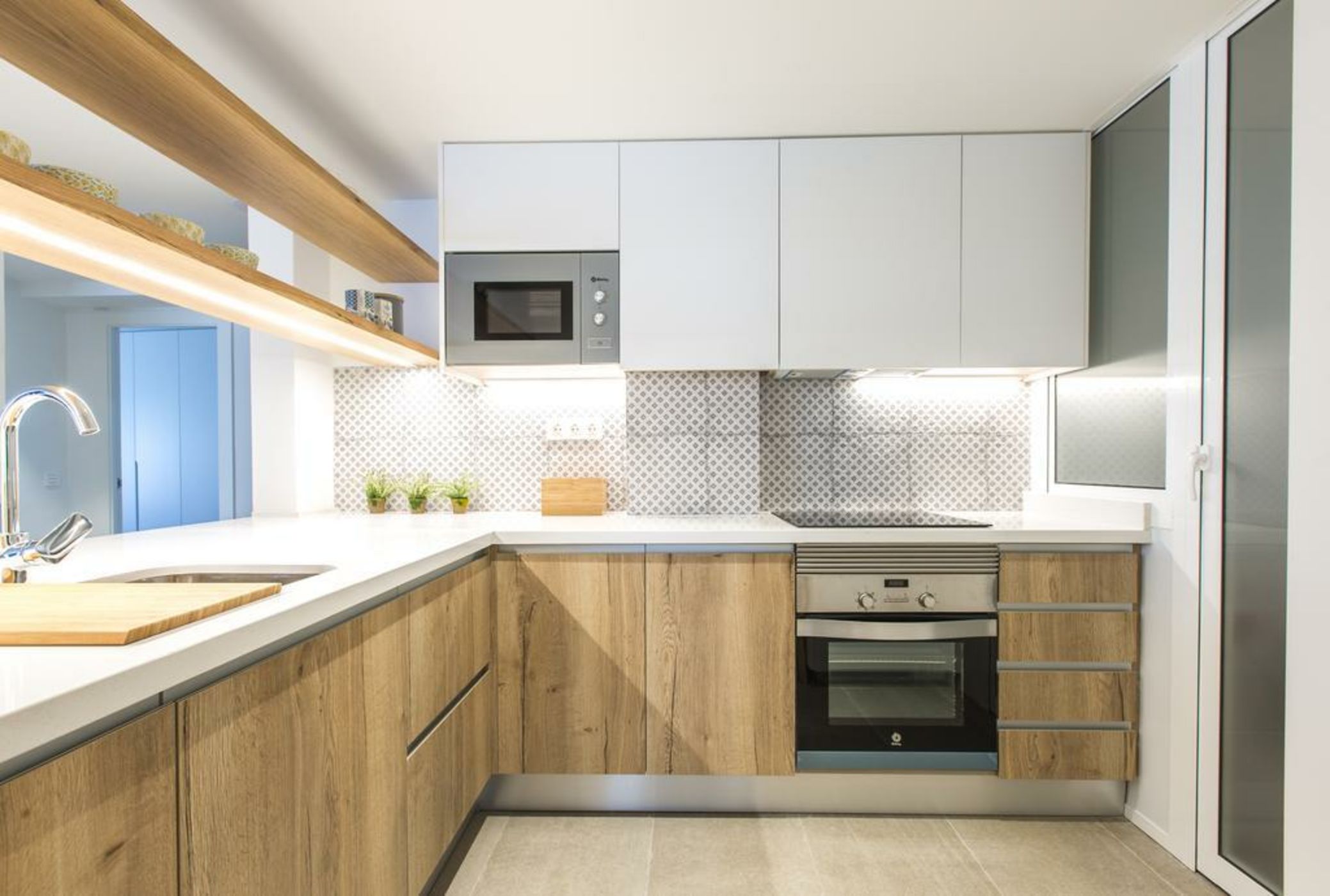 The Lucky Flats - Luceros