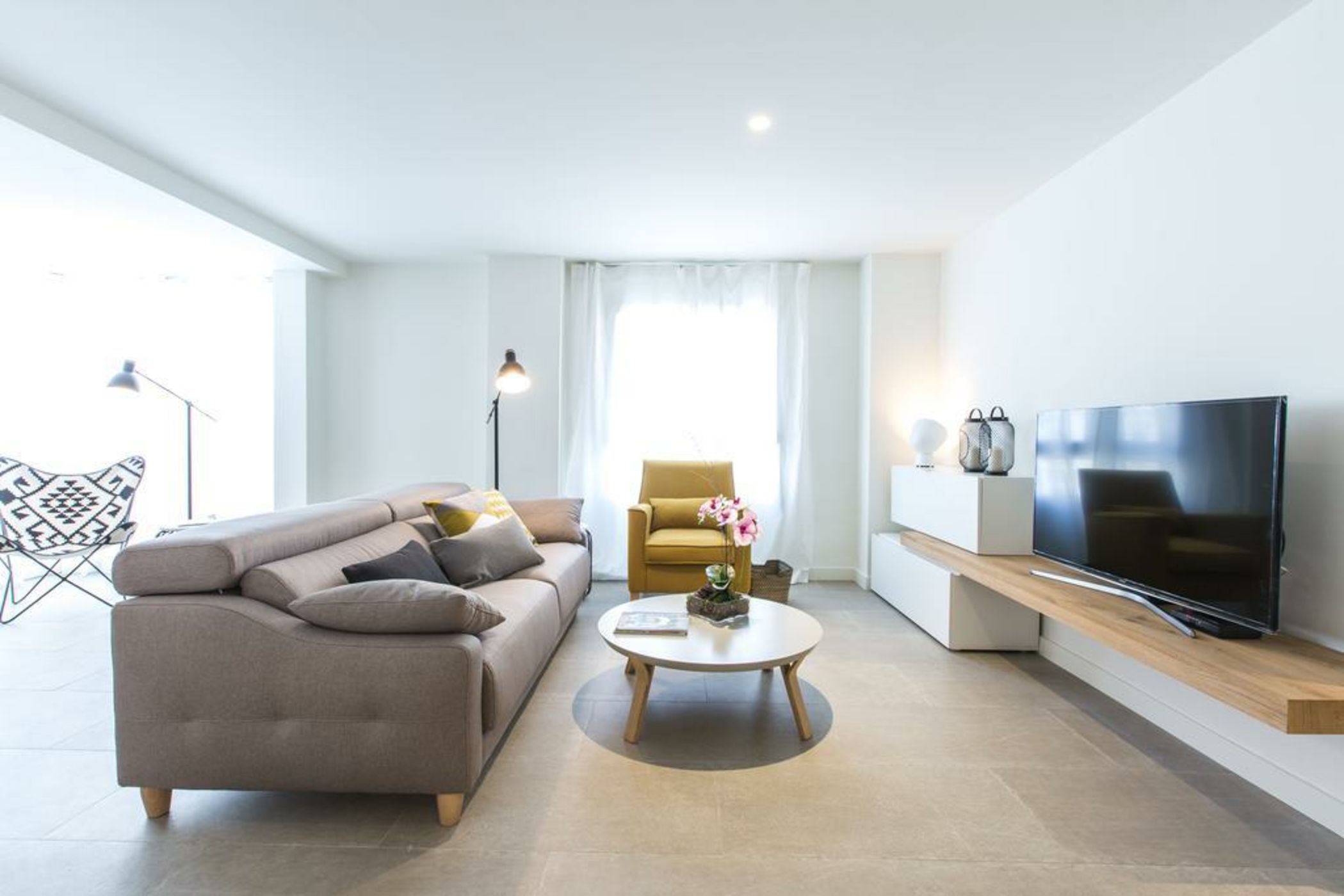 The Lucky Flats - Luceros