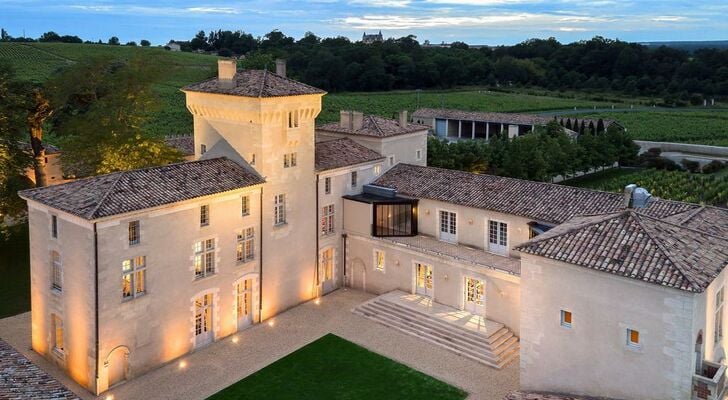 Château Lafaurie-Peyraguey Hôtel & Restaurant LALIQUE