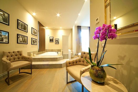 Vittoriano Luxury Suites