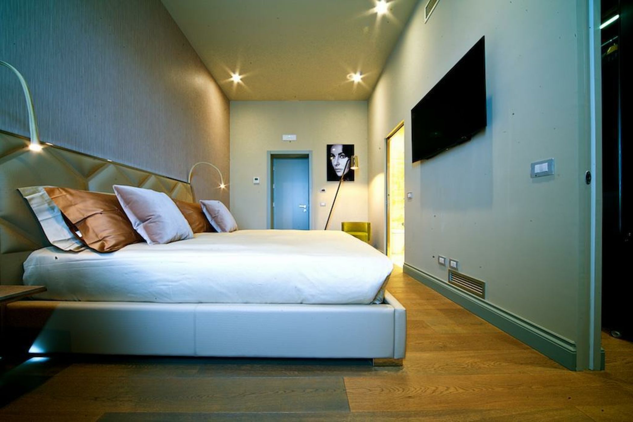 Vittoriano Luxury Suites