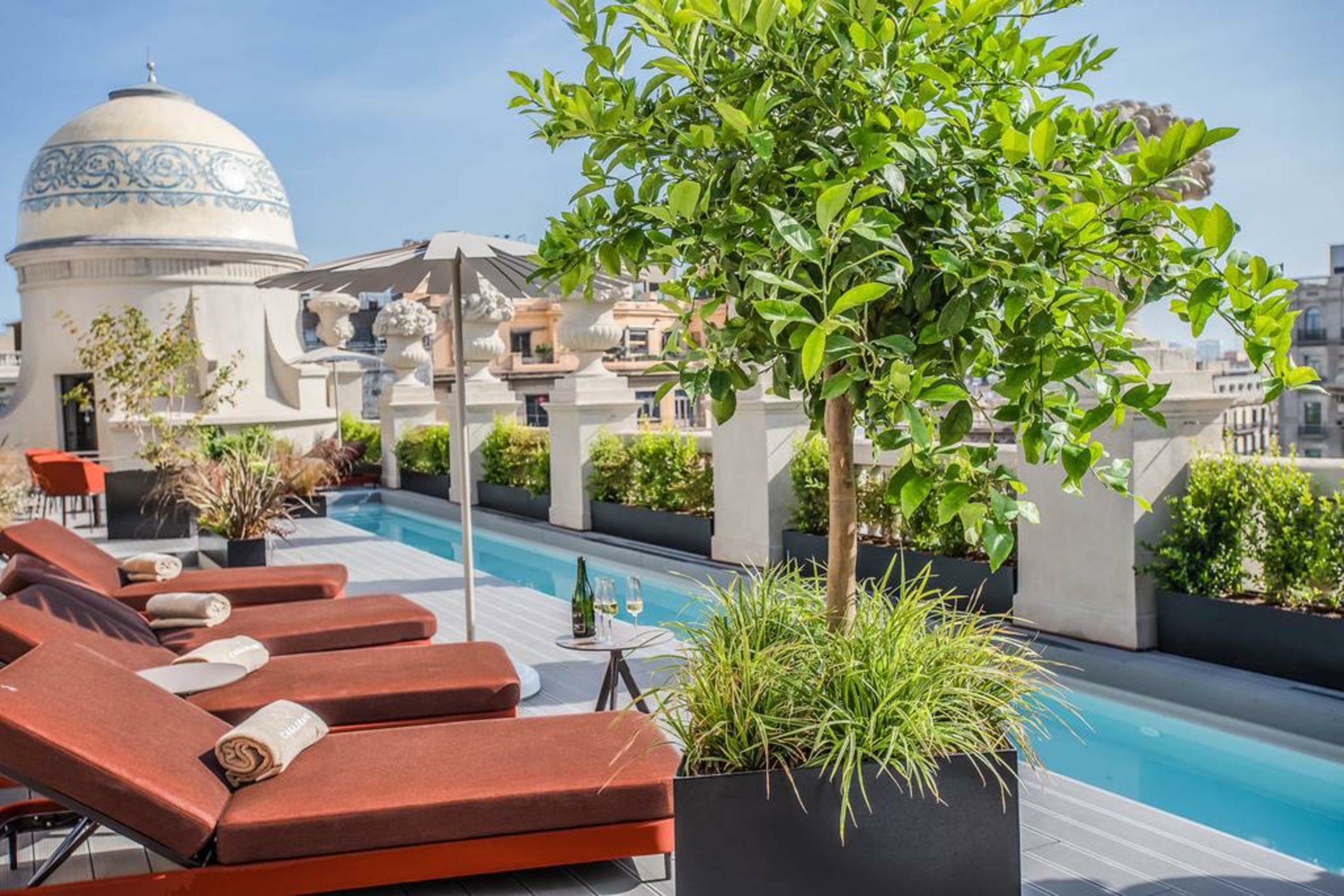 Casagrand Luxury Suites