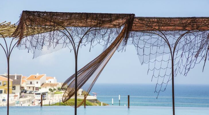 Noah Surf House Portugal