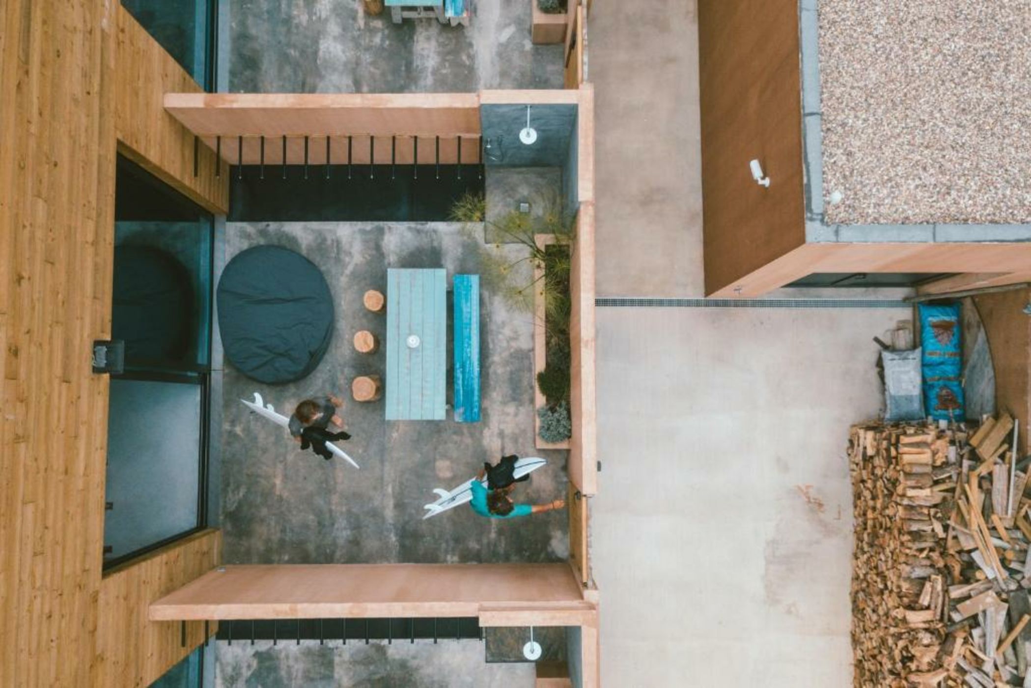 Noah Surf House Portugal