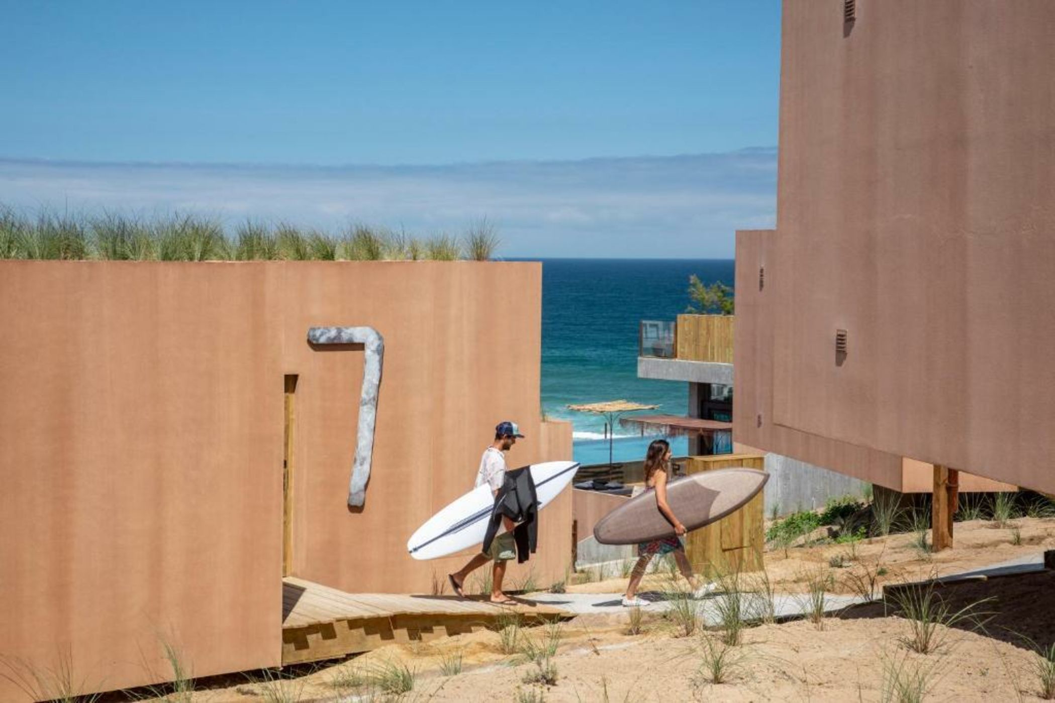 Noah Surf House Portugal