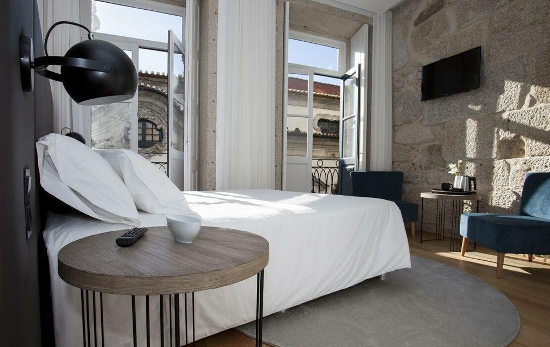 Belomont52 Guest House, a Design Boutique Hotel Porto, Portugal