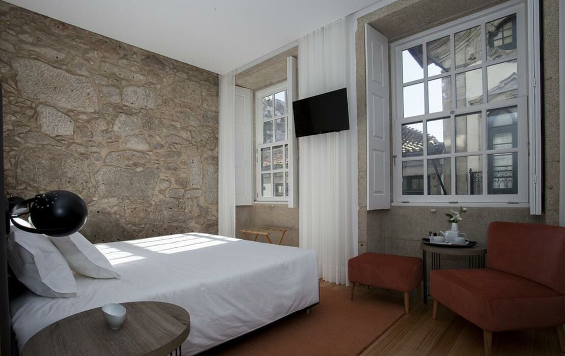 Belomont52 Guest House, a Design Boutique Hotel Porto, Portugal
