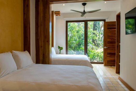 Arenas del Mar Beachfront & Rainforest Resort