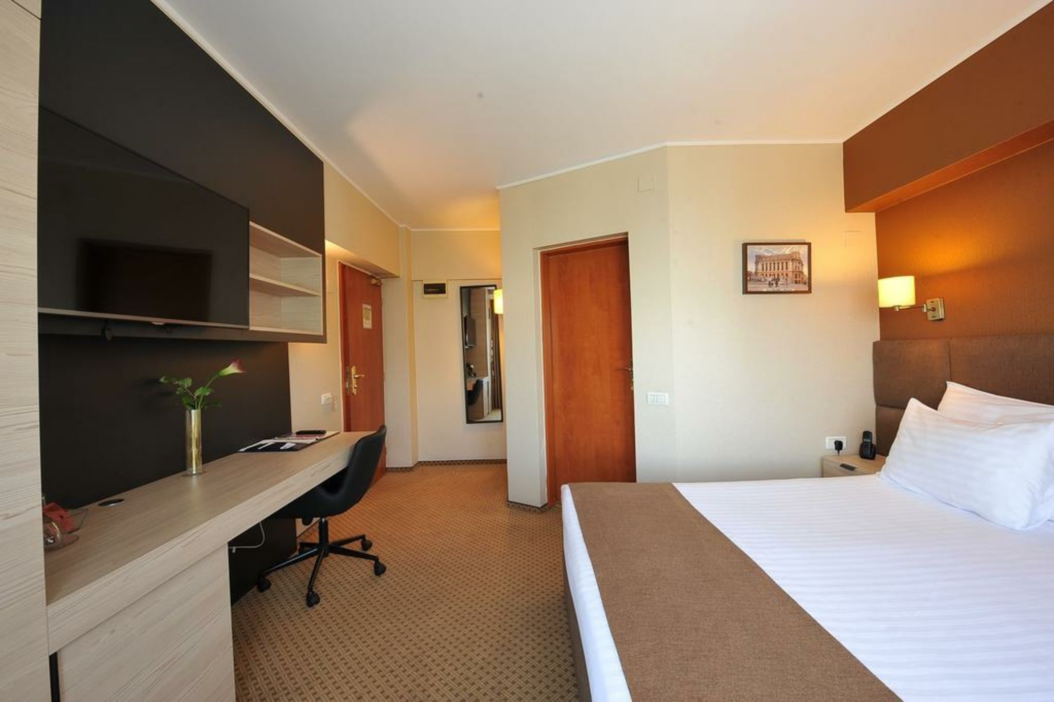 Crystal Palace Hotel