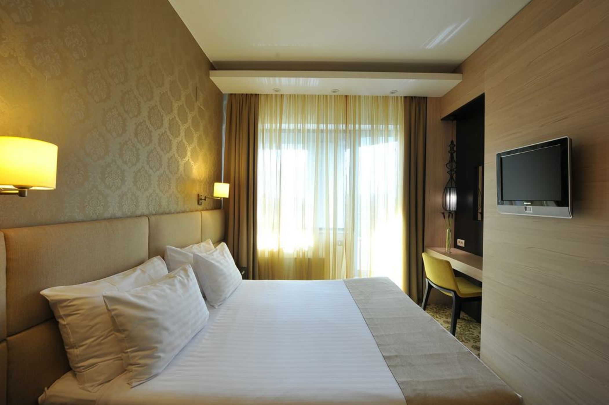 Crystal Palace Hotel