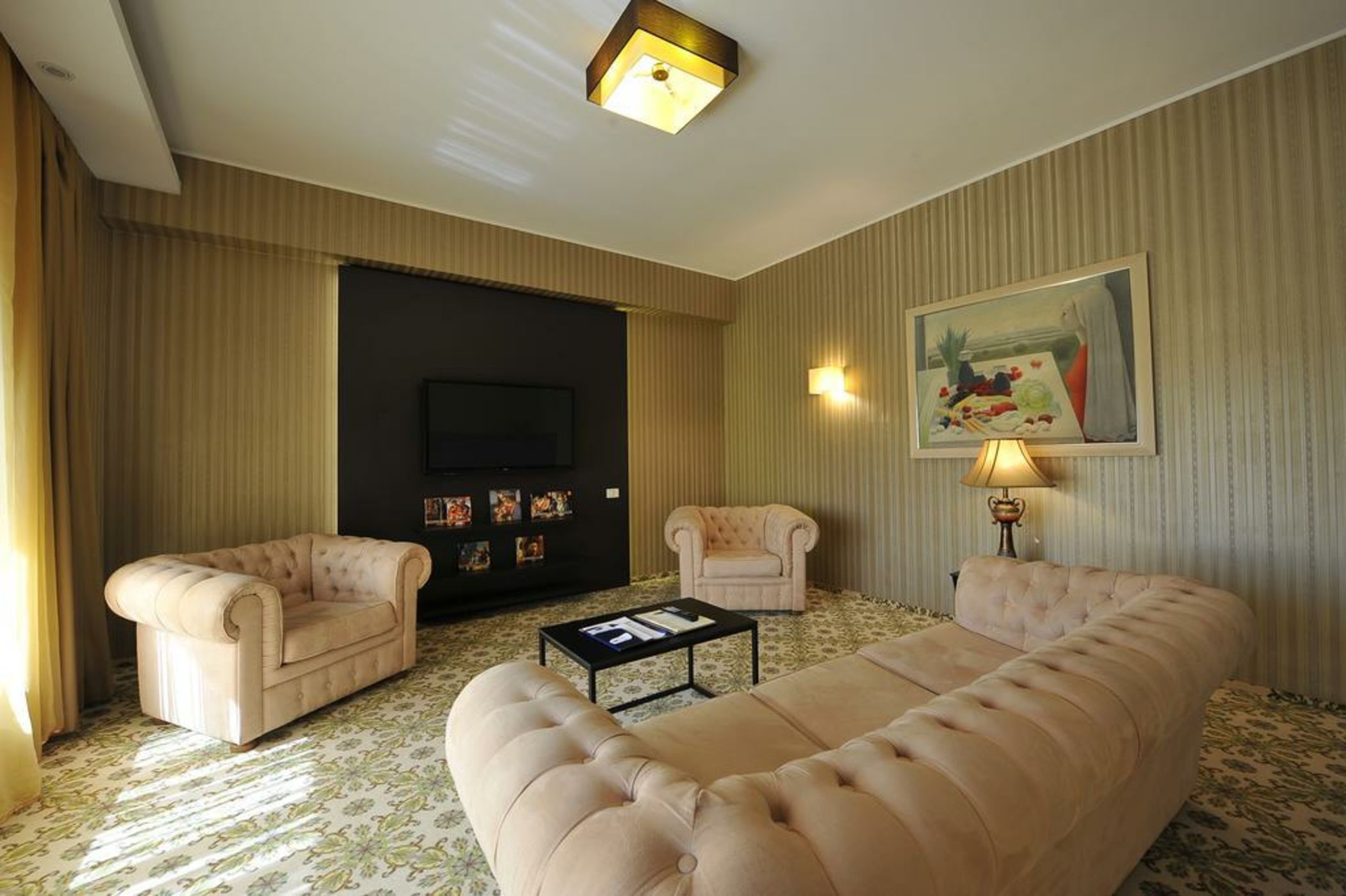 Crystal Palace Hotel