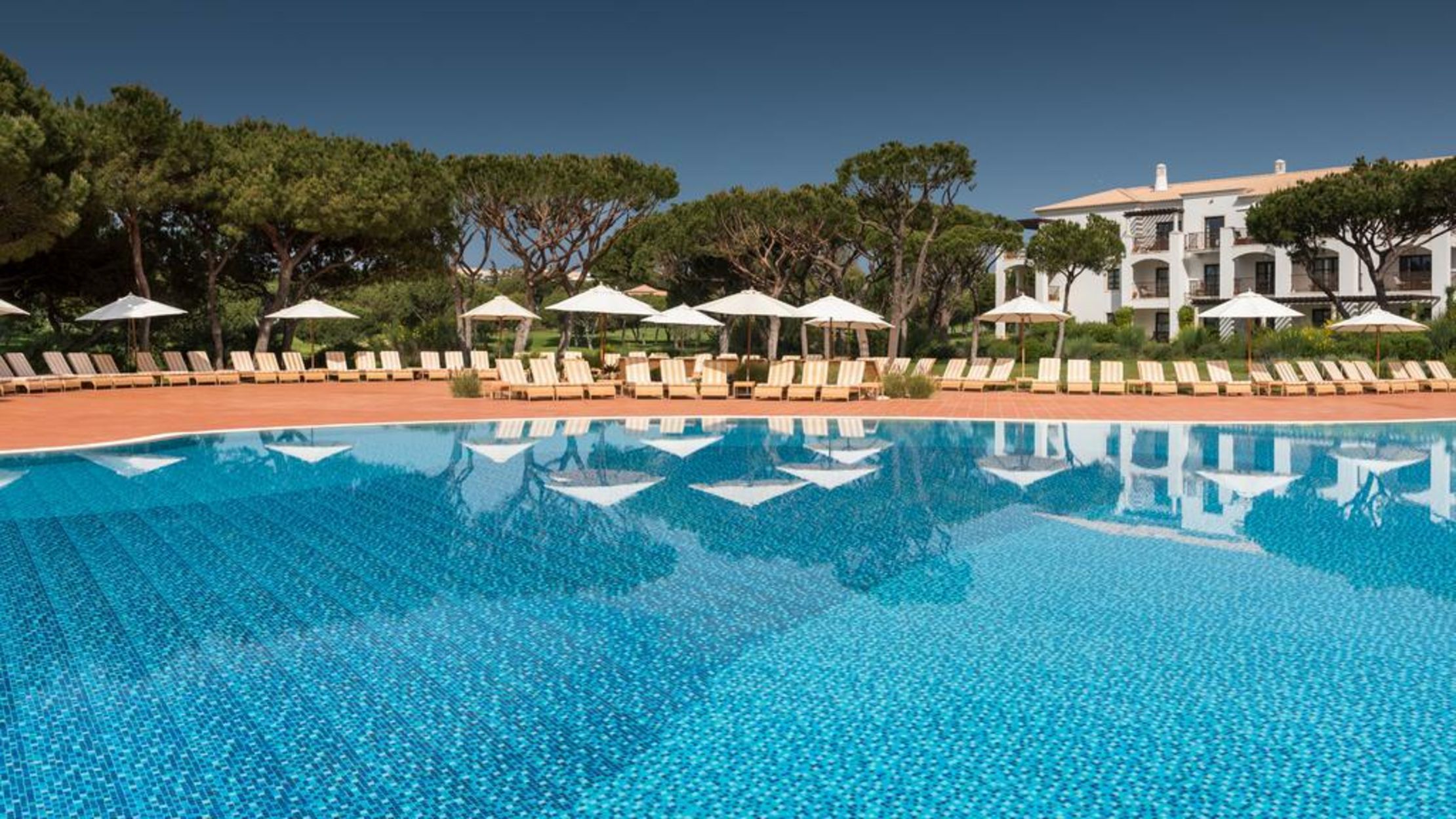 Pine Cliffs Hotel, a Luxury Collection Resort, Algarve