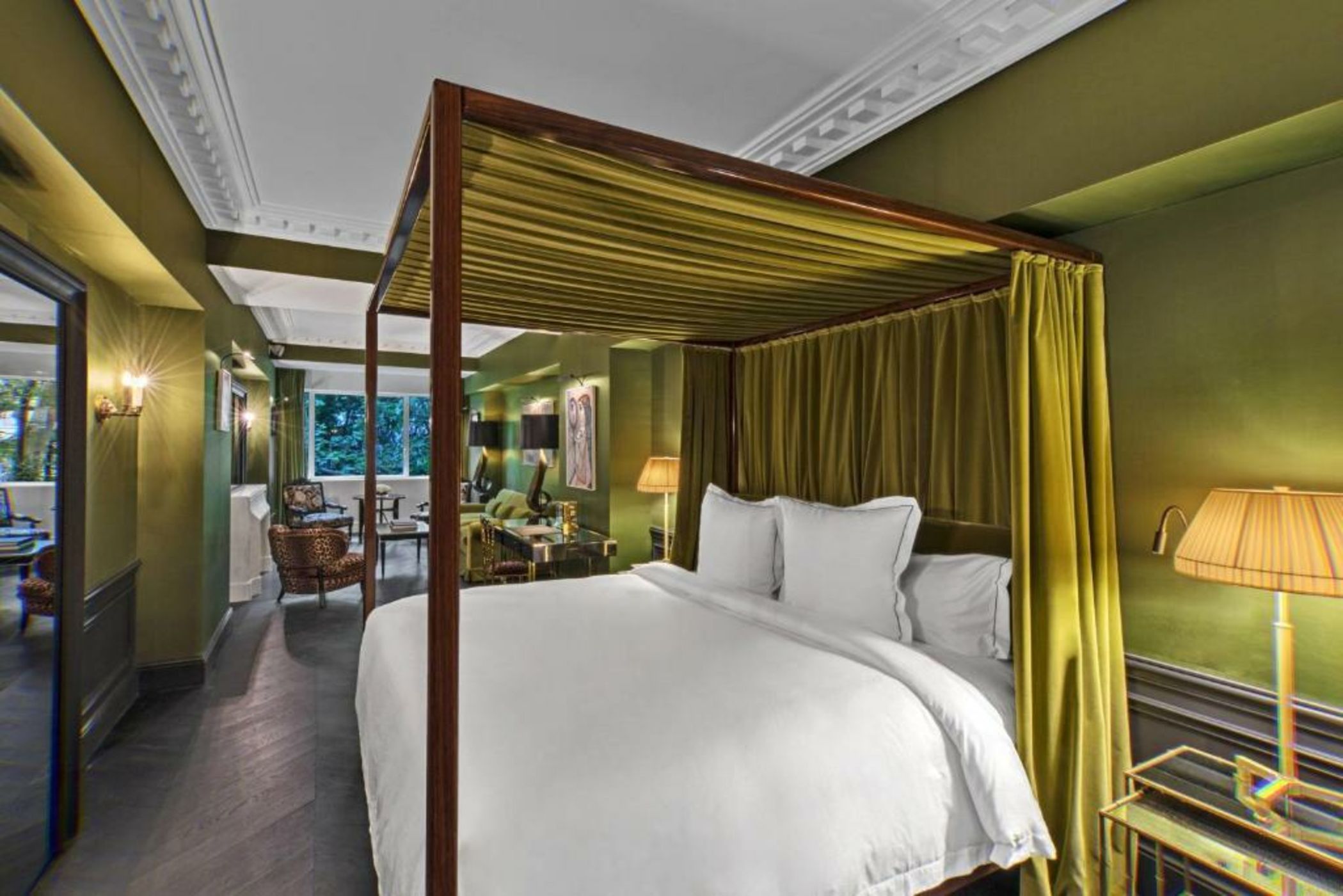 Hôtel de Berri Champs-Élysées, a Luxury Collection Hotel