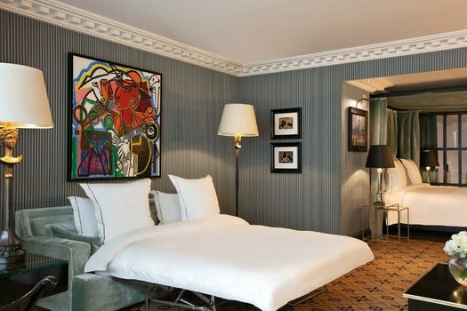 Hôtel de Berri Champs-Élysées, a Luxury Collection Hotel