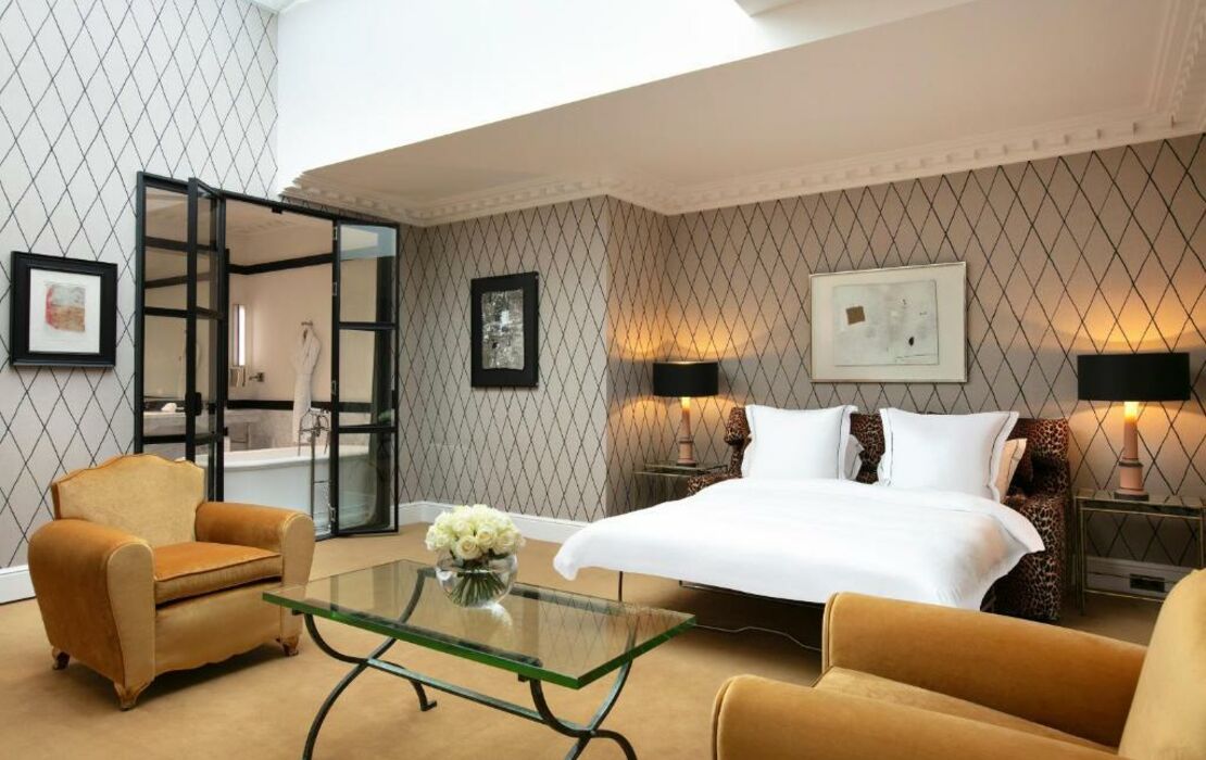 Hôtel de Berri Champs-Élysées, a Luxury Collection Hotel