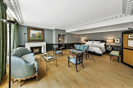 Hôtel de Berri Champs-Élysées, a Luxury Collection Hotel
