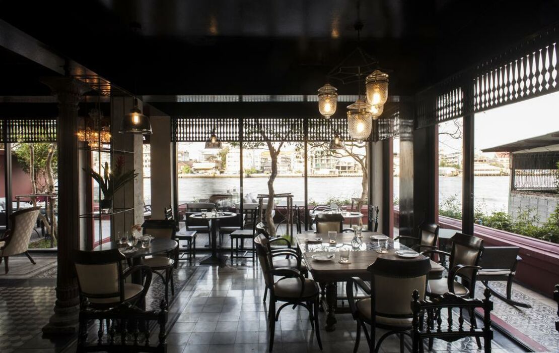 Amdaeng Bangkok Riverside Hotel - SHA Plus Certified