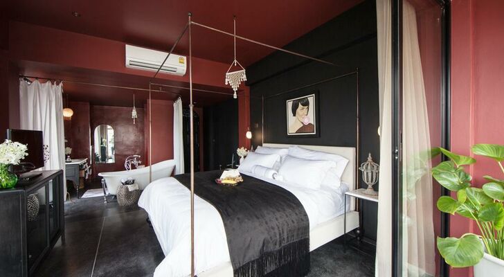 Amdaeng Bangkok Riverside Hotel - SHA Plus Certified