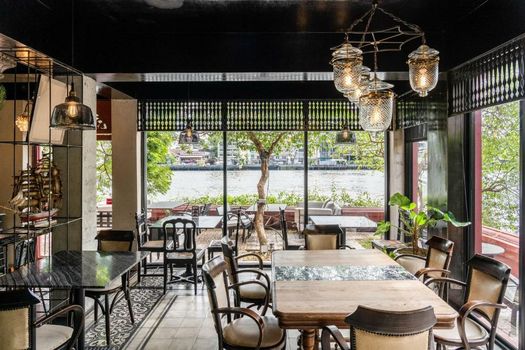 Amdaeng Bangkok Riverside Hotel - SHA Plus Certified
