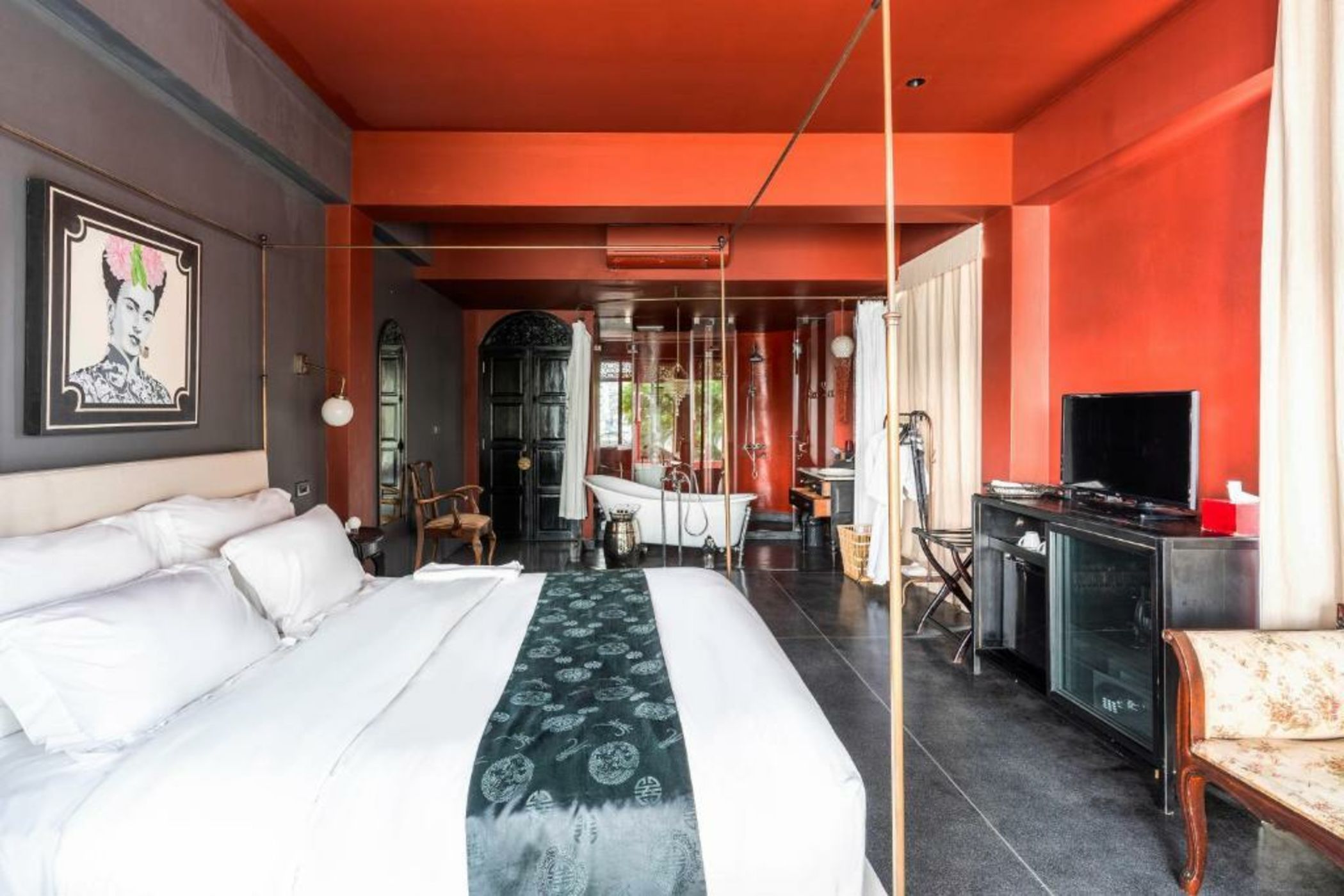 Amdaeng Bangkok Riverside Hotel - SHA Plus Certified