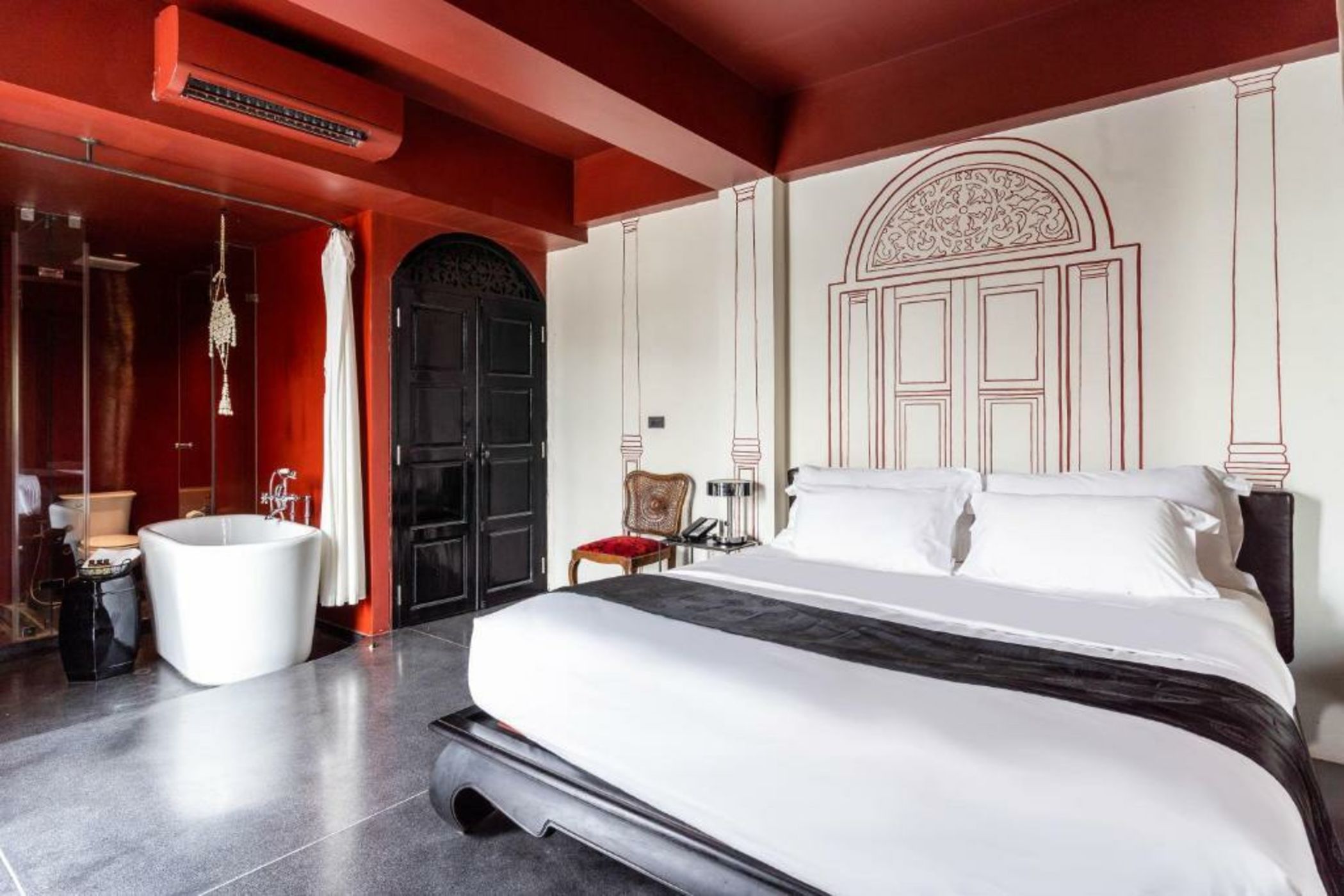 Amdaeng Bangkok Riverside Hotel - SHA Plus Certified