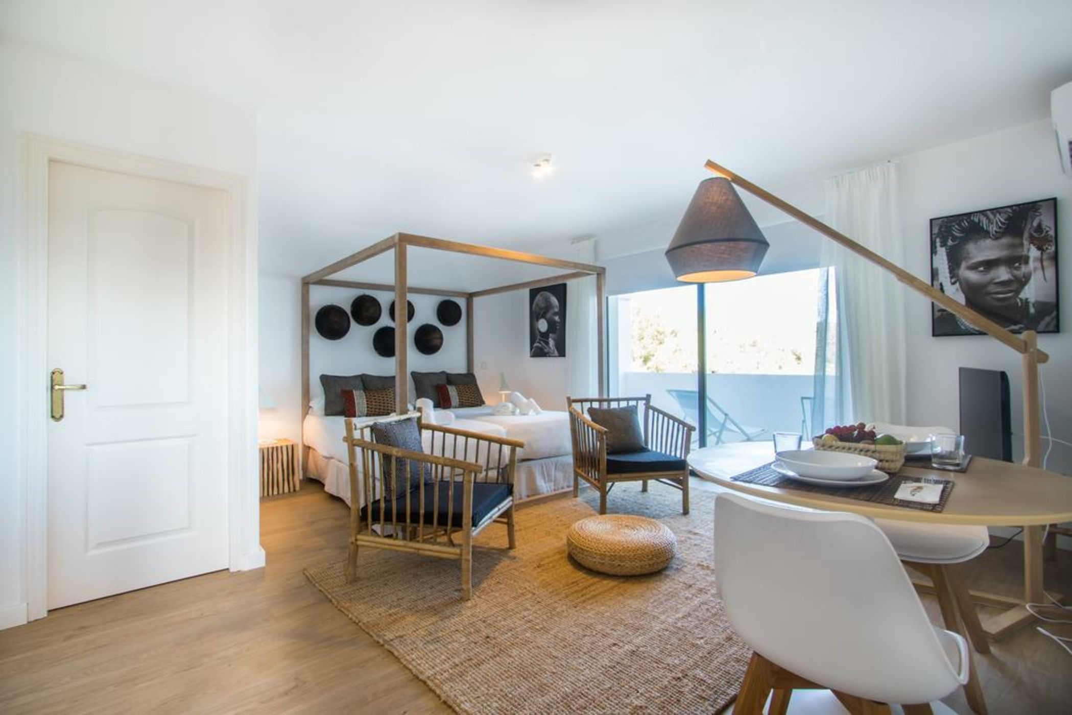 Casa Victoria Suites