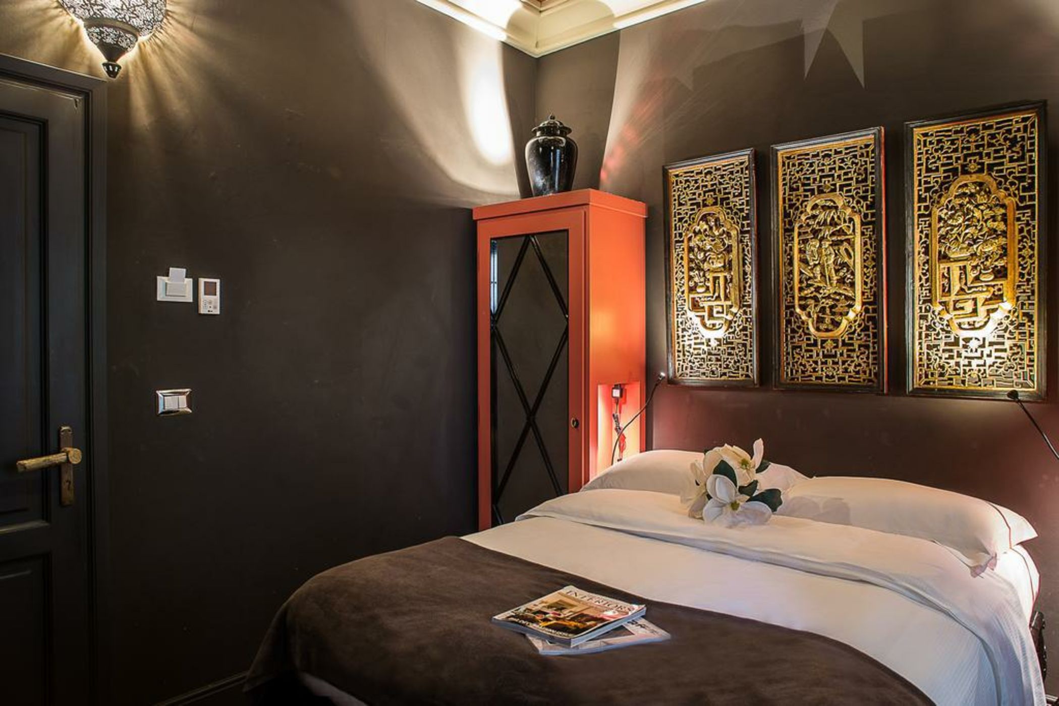 Porcellino Gallery Art Boutique BB