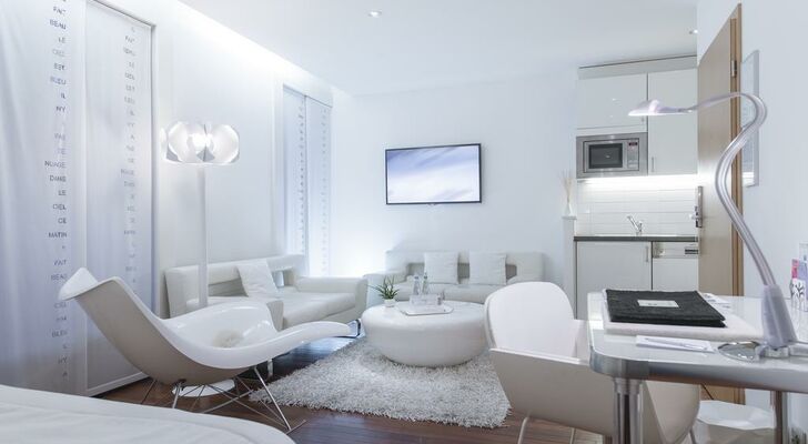 La Cour Des Augustins Boutique Gallery Design Hotel