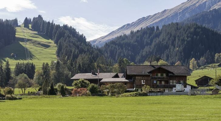 Lenk Lodge