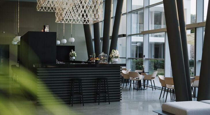 Joel Hotel