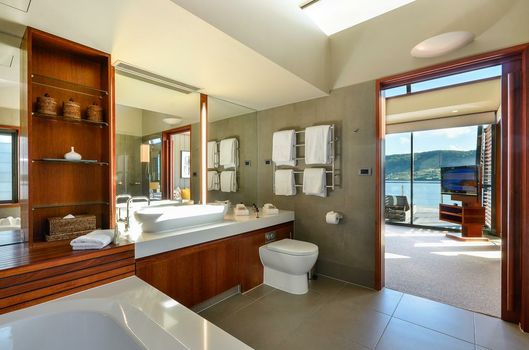 Yacht Club Villa