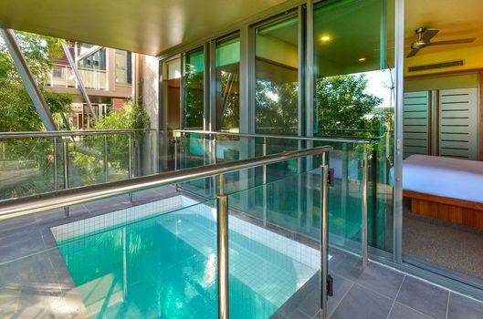 Yacht Club Villa