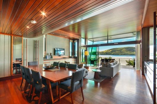 Yacht Club Villa