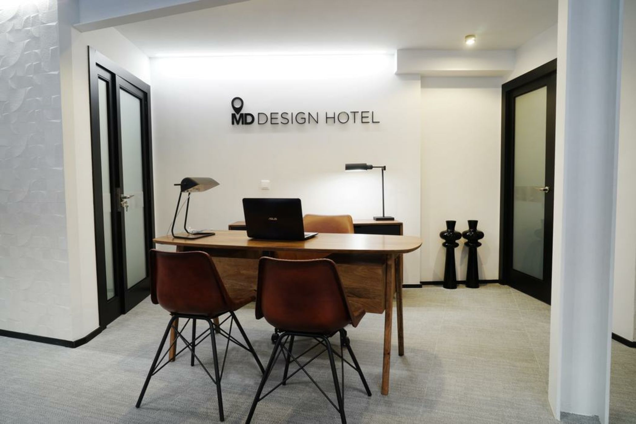 MD Design Hotel - Portal del Real